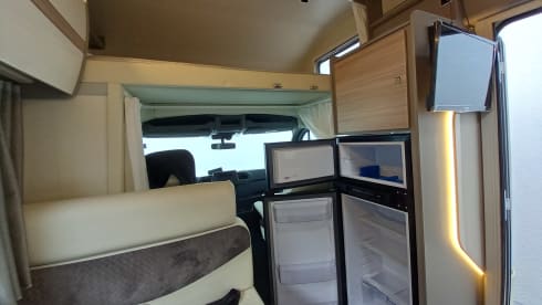 Raumwunder  – Maple Canada AD