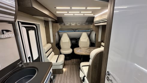 Tex – Brand New Luxury Rear Lounge Motorhome