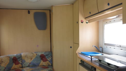 toulys 42 – Challenger 100 très compact mais grand à l'intérieur