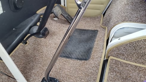 BarnaBus – T2 CamperVan Hire