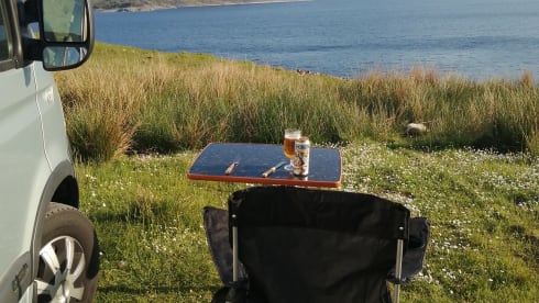 Highland Hamish – 2 berth Renault LWB High roof van 