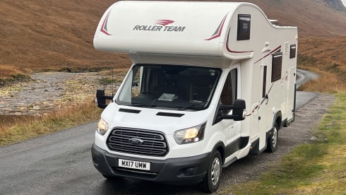 Rascals – 6 berth Ford roller team zefiro 