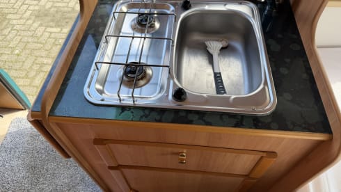 Te huur camper Fiat Ducato Moncayo fabriekscamper met airco