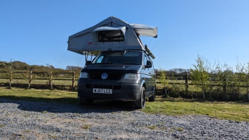 Blu – Dog Friendly CamperVan 