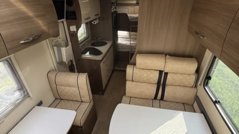 6 berth Ford transit chausson from 2015