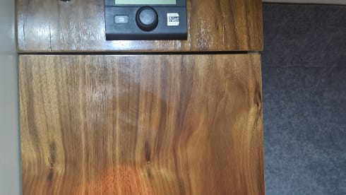 Jenny Wren – Mr DGB