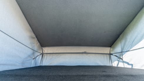 Mooie buscamper – 7p Mercedes-Benz campervan uit 2013