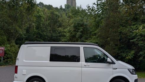 Wee Mags – Immaculate 4 berth 2017 VWT5 Camper