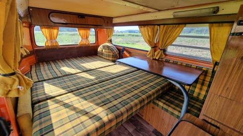 Gerd – VW T2b Westfalia Helsinki