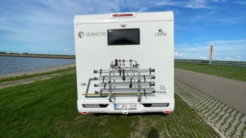 Queen L – Nieuwe Rimor camper voor 6