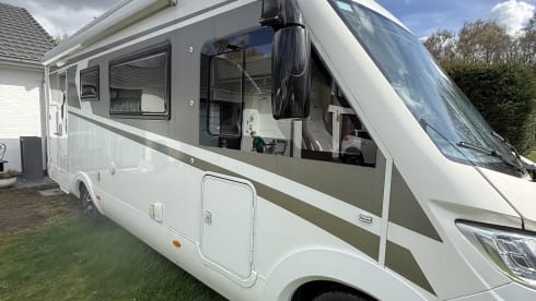 5 sterren huis op wielen  – 6p McLouis integrated uit 2018