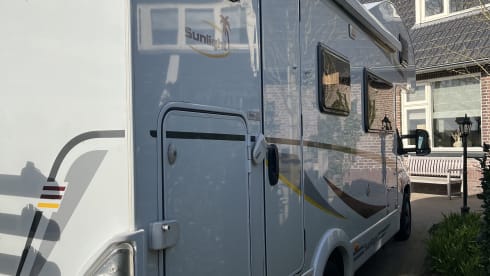 6 person alcove 2013