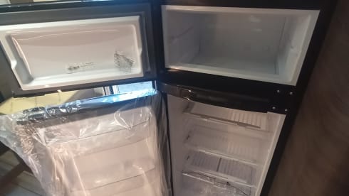 Sasha – New McLouis 4/5 people, semi-integrated 2023