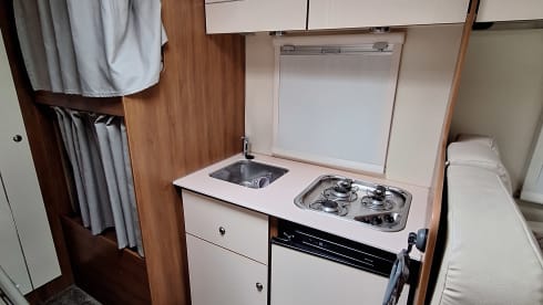 5p Rimor alcove from 2019