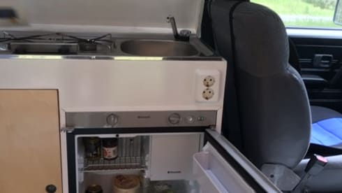 Frenk – Frenk, a beautiful T3 camper is looking for travel companions