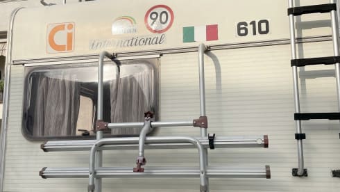Arturo – Camper Mansardato 