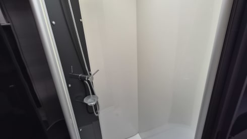 4p Chausson halbintegriert ab 2019