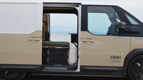 Juniper – Op maat gemaakte Kia PV5 elektrische ecocamper in Edinburgh | Ohm Campers