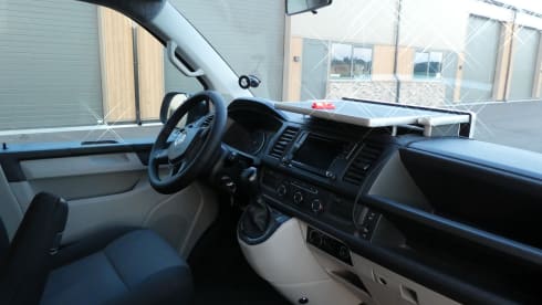 3-seater Volkswagen bus from 2027