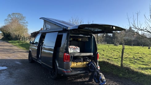 DAVE – Camping-car Volkswagen 4 places à partir de 2019