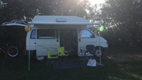 Carmen – Volkswagen T4 camper 'Carmen' with alcove