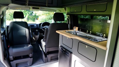 Miles – Miles, der luxuriöse Volkswagen Pop-Top-Wohnmobil mit 4 Schlafplätzen