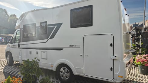 4p Adria Mobil semi-integrated uit 2024