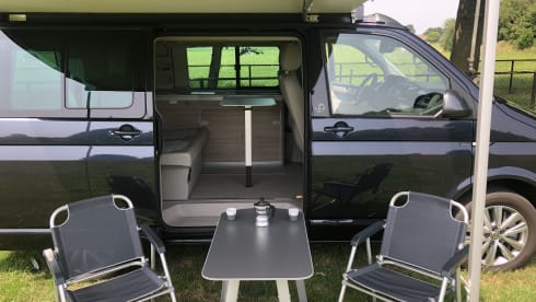 Luxury 4WD VW California (2019)