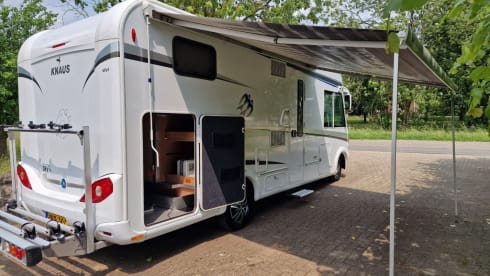 4-seater Knaus integrated from 2012