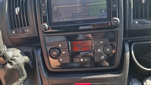 4p Knaus semi-integrated from 2020