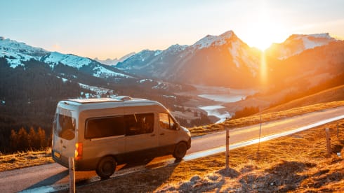 4p Mercedes-Benz bus from 2019