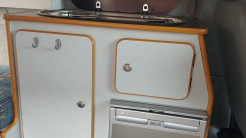 Butler – 4p Renault campervan from 2009