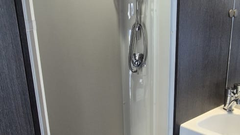 Nomad 1 – 4p Ford teilintegriert ab 2025