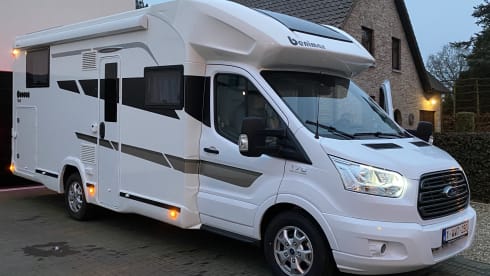 Benimar Cocoon 463 AUTOMATIC 4P - 2022 - WIFI - incl. equipment!