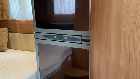 Rolling! – Wonderful, compact and spacious camper for 2-4 people