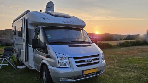 Breeze – Nice handy camper with all conveniences