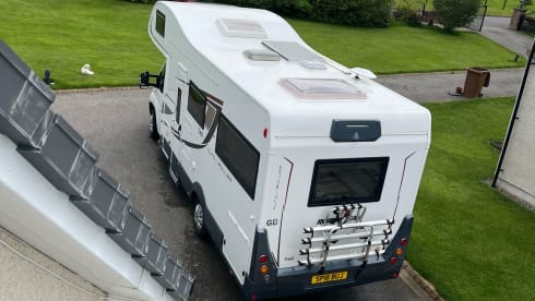 NC500 Highland Tourer – Auto Roller 746 motorhome - ideal for NC500 and Highlands