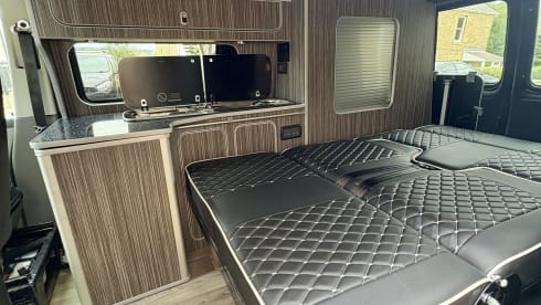Goatomobile 3 – VW Campervan T5