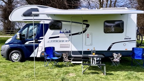 Molly – 6 berth Swift alcove from 2011