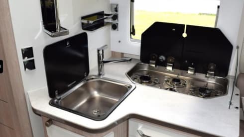 Rapido – Modern 4p Rapido 696F premium edition