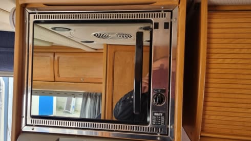 ZU VERMIETEN Halbintegrierter Camper Chausson 4 / 6 Pers für Ihren Top-Urlaub