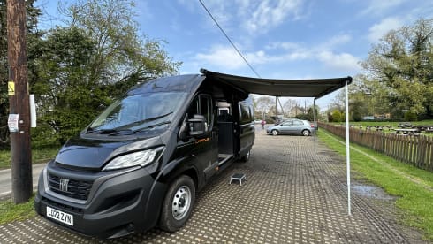 Fiat Ducato Wohnmobil mit 4 Schlafplätzen