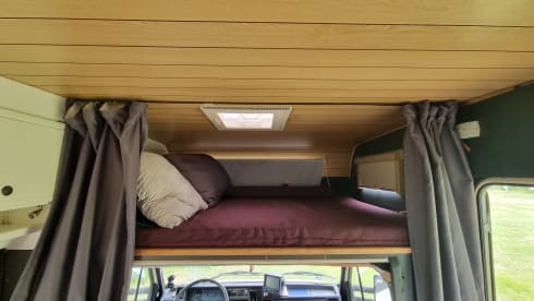 4p Dethleffs alcove from 1993