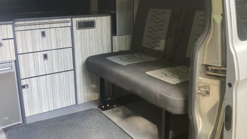 Ford Custom Campervan (4 berth)