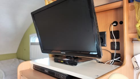 Rimor Katamarano 5 – Mansardato con ampio garage versatile per famiglie e sport