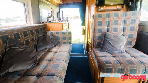 TARDIS – Lasy Daizy. Insurance included.