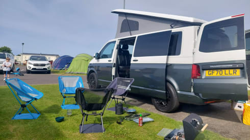 Hot Doug – Super Cool, 2020 VW Camper, Low mileage, New Interior