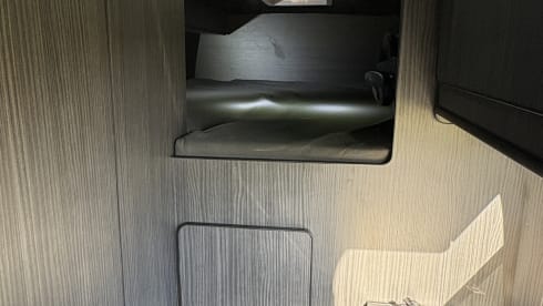 BumbleBee – 4 berth Mercedes-Benz campervan from 2015