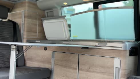 Whitey  – Iconic VW California Ocean 2024 II