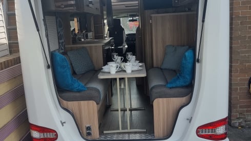 RIO – 4 berth Swift semi-integrated from 2016